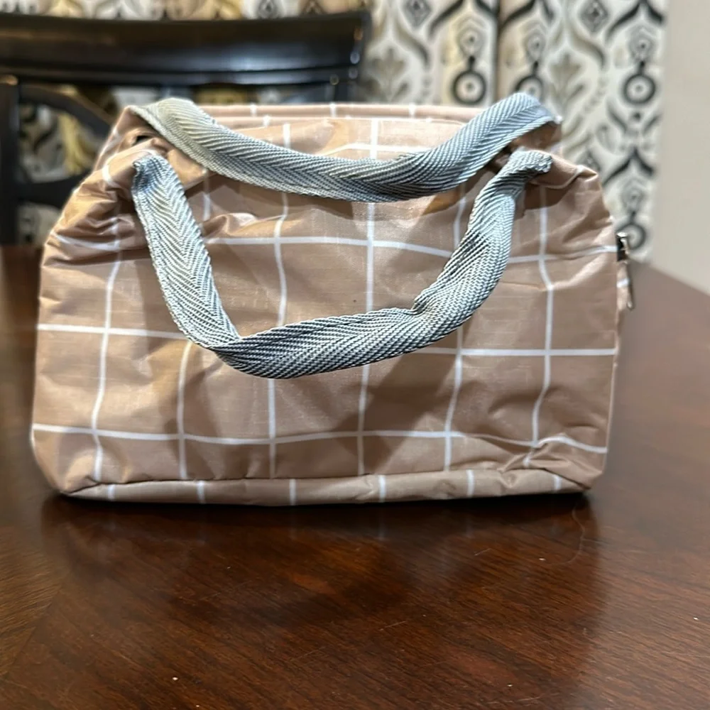 Lunch bag - Picture 1 of 2